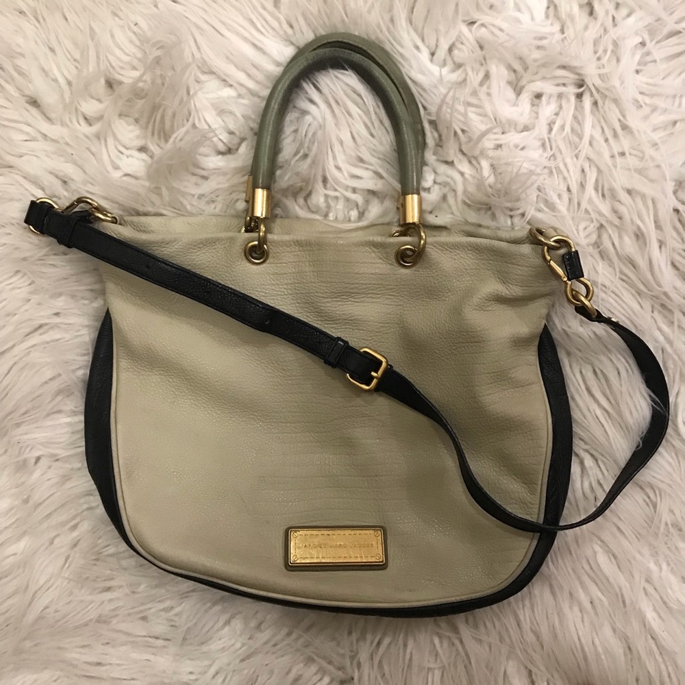 MARC by Marc Jacobs beige and black leather purse.